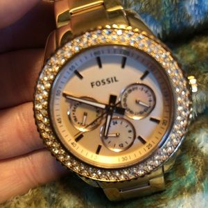 Like New! Rose gold fossil watch!